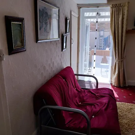 דירה 170 Victoria Road - 1 Bed Ground Floor Flat