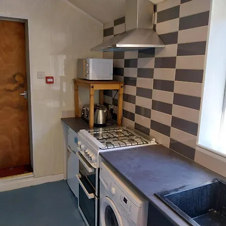 דירה 170 Victoria Road - 1 Bed Ground Floor Flat *
