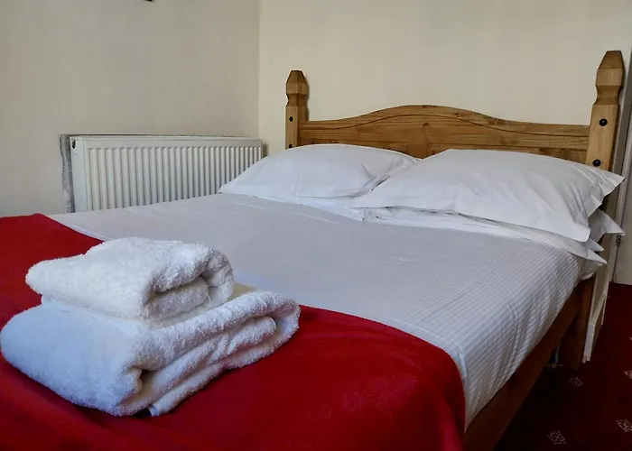 170 Victoria Road - 1 Bed Ground Floor Flat Апартаменты