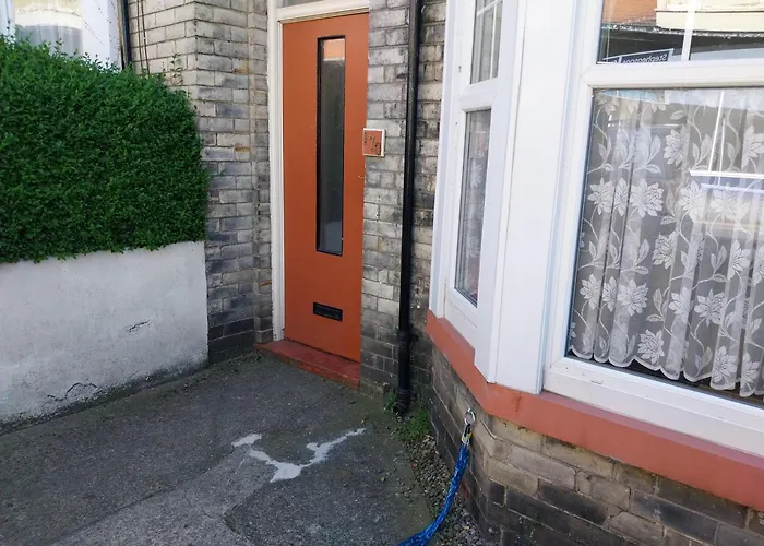 Апартаменты 170 Victoria Road - 1 Bed Ground Floor Flat *